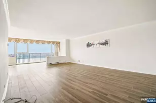 6 Horizon Road 1907, Fort Lee, NJ 07024 - Photo 14