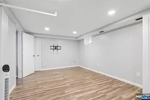 263 Morningside Ave, Cliffside Park, NJ 07010 - Photo 20