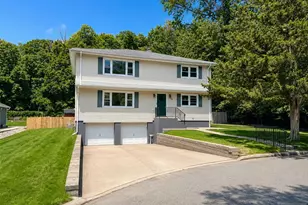 28 Carr Street 2, Pompton Lakes, NJ 07442 - Photo 1