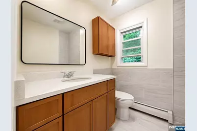 28 Carr Street 2 #2, Pompton Lakes, NJ 07442 - Photo 14