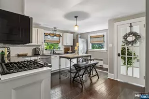 160 Packard Ave, Wyckoff Township, NJ 07481 - Photo 8