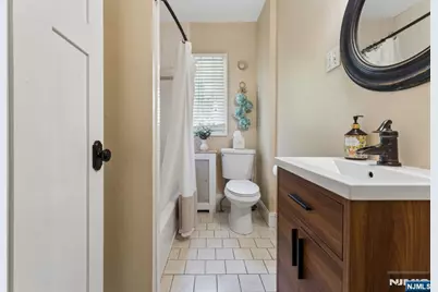 160 Packard Avenue, Wyckoff Township, NJ 07481 - Photo 12