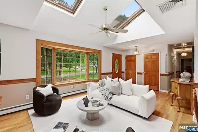 756 Sunset Terrace, Franklin Lakes, NJ 07417 - Photo 4