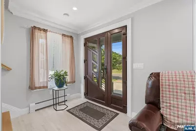 170 Mount Pleasant Avenue, Wallington, NJ 07057 - Photo 4