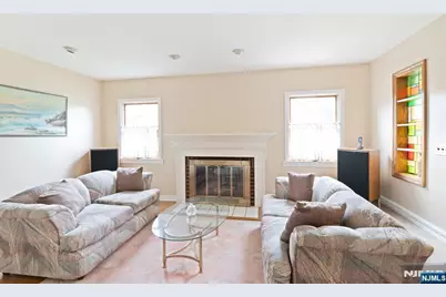 4-29 Summit Avenue, Fair Lawn, NJ 07410 - Photo 8
