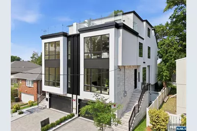 1015 Kingsland Lane, Fort Lee, NJ 07024 - Photo 2