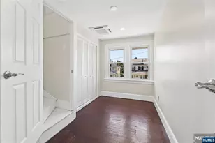 275 Farrant Terrace, Teaneck Township, NJ 07666 - Photo 24