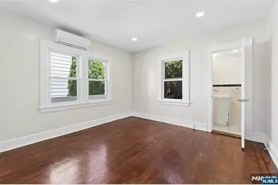 275 Farrant Terrace, Teaneck Township, NJ 07666 - Photo 12