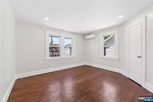 275 Farrant Terrace, Teaneck Township, NJ 07666 - Photo 22