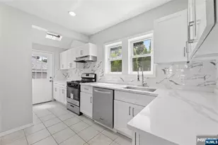 275 Farrant Terrace, Teaneck Township, NJ 07666 - Photo 6
