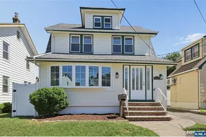 275 Farrant Terrace, Teaneck Township, NJ 07666 - Photo 1
