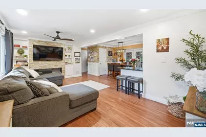 93 Yawpo Avenue, Oakland, NJ 07436 - Photo 4