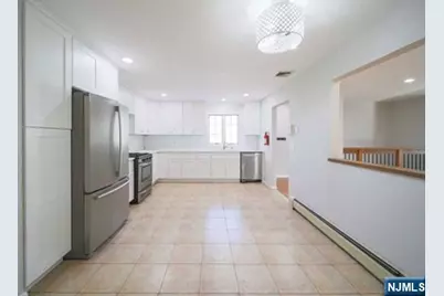 830 Elizabeth Street 2 #2, Ridgefield, NJ 07657 - Photo 6