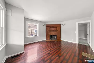 126 Essex Street 1 #1, Hackensack, NJ 07601 - Photo 4