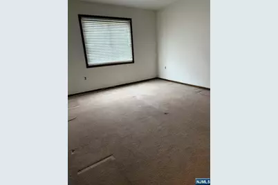 846 Riverside Avenue 106 #106, Lyndhurst Township, NJ 07071 - Photo 10