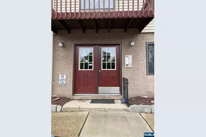 846 Riverside Avenue 106 #106, Lyndhurst Township, NJ 07071 - Photo 1