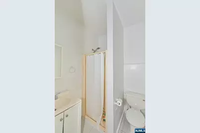 252-258 Degraw Avenue, Teaneck Township, NJ 07666 - Photo 8