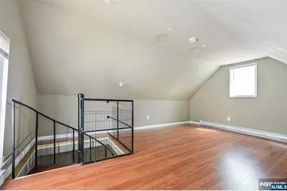 252-258 Degraw Avenue, Teaneck Township, NJ 07666 - Photo 10