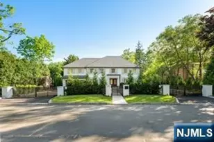 306 Hutchinson Rd, Englewood, NJ 07631 - Photo 40