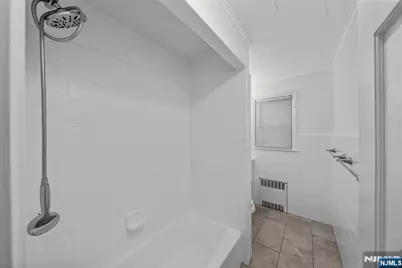 160 Magnolia Avenue, Cresskill, NJ 07626 - Photo 20