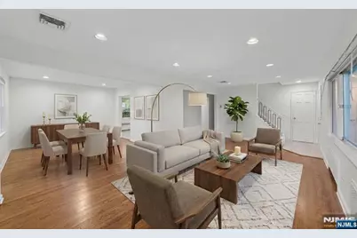 160 Magnolia Avenue, Cresskill, NJ 07626 - Photo 2