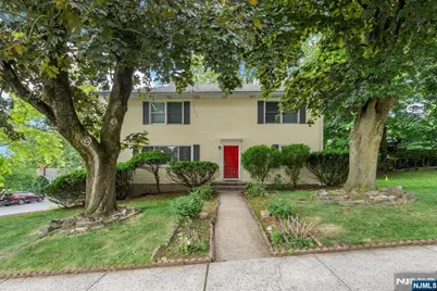 160 Magnolia Avenue, Cresskill, NJ 07626 - Photo 1