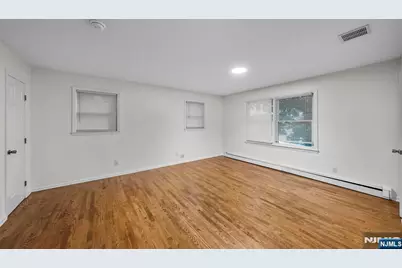 160 Magnolia Avenue, Cresskill, NJ 07626 - Photo 22