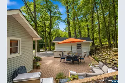 90 Highland Street, Park Ridge, NJ 07656 - Photo 22