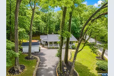 90 Highland Street, Park Ridge, NJ 07656 - Photo 4