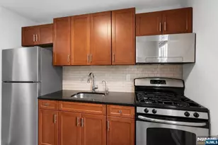 725 Joralemon Street 110, Belleville, NJ 07109 - Photo 2