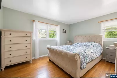 110 Patricia Place, Clifton, NJ 07012 - Photo 8