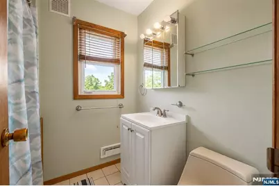 110 Patricia Place, Clifton, NJ 07012 - Photo 14