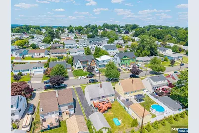 110 Patricia Place, Clifton, NJ 07012 - Photo 36