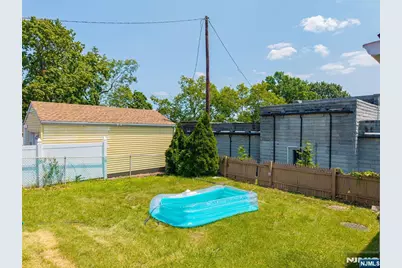 110 Patricia Place, Clifton, NJ 07012 - Photo 24