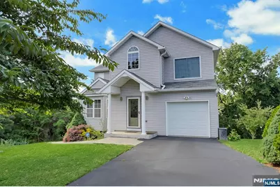 14 Summit Court, Hackensack, NJ 07601 - Photo 1