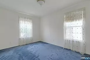 14 Summit Ct, Hackensack, NJ 07601 - Photo 28