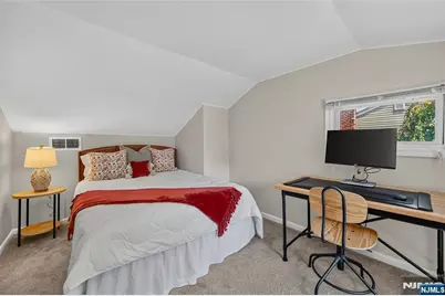 60 Moore Avenue, Waldwick, NJ 07463 - Photo 14