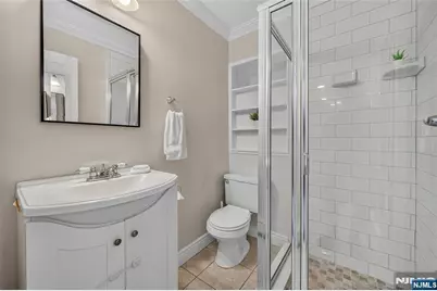 60 Moore Avenue, Waldwick, NJ 07463 - Photo 8
