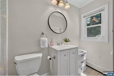 60 Moore Avenue, Waldwick, NJ 07463 - Photo 10