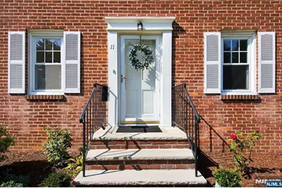 11 Monroe Avenue, Roseland, NJ 07068 - Photo 4