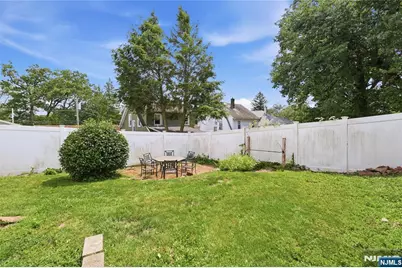 7 Henderson Street, Passaic, NJ 07055 - Photo 4