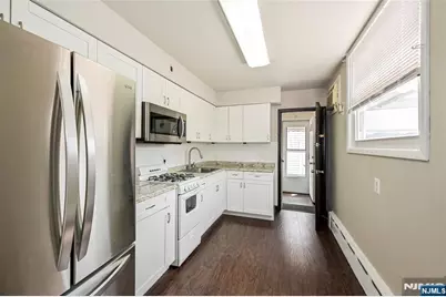 250 Degraw Avenue, Teaneck Township, NJ 07666 - Photo 2