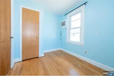 8-02 Henderson Boulevard, Fair Lawn, NJ 07410 - Photo 6