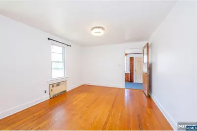 8-02 Henderson Boulevard, Fair Lawn, NJ 07410 - Photo 14