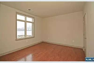 7400 River Road 311 #311, North Bergen, NJ 07047 - Photo 10