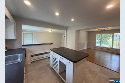 459 Bloomfield Avenue, Nutley, NJ 07110 - Photo 6