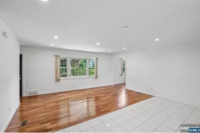 287 Buttonwood Drive, Paramus, NJ 07652 - Photo 2