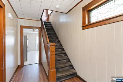 346 Page Avenue, Lyndhurst Township, NJ 07071 - Photo 4
