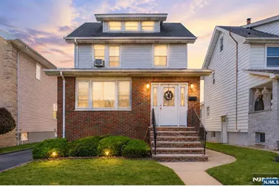 346 Page Avenue, Lyndhurst Township, NJ 07071 - Photo 1
