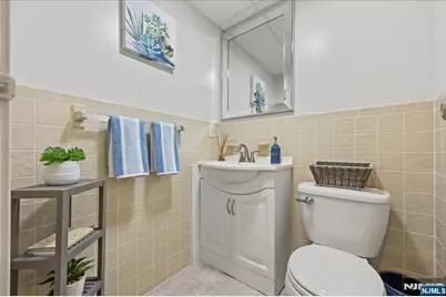 33 Poplar Avenue 8 #8, Hackensack, NJ 07601 - Photo 12